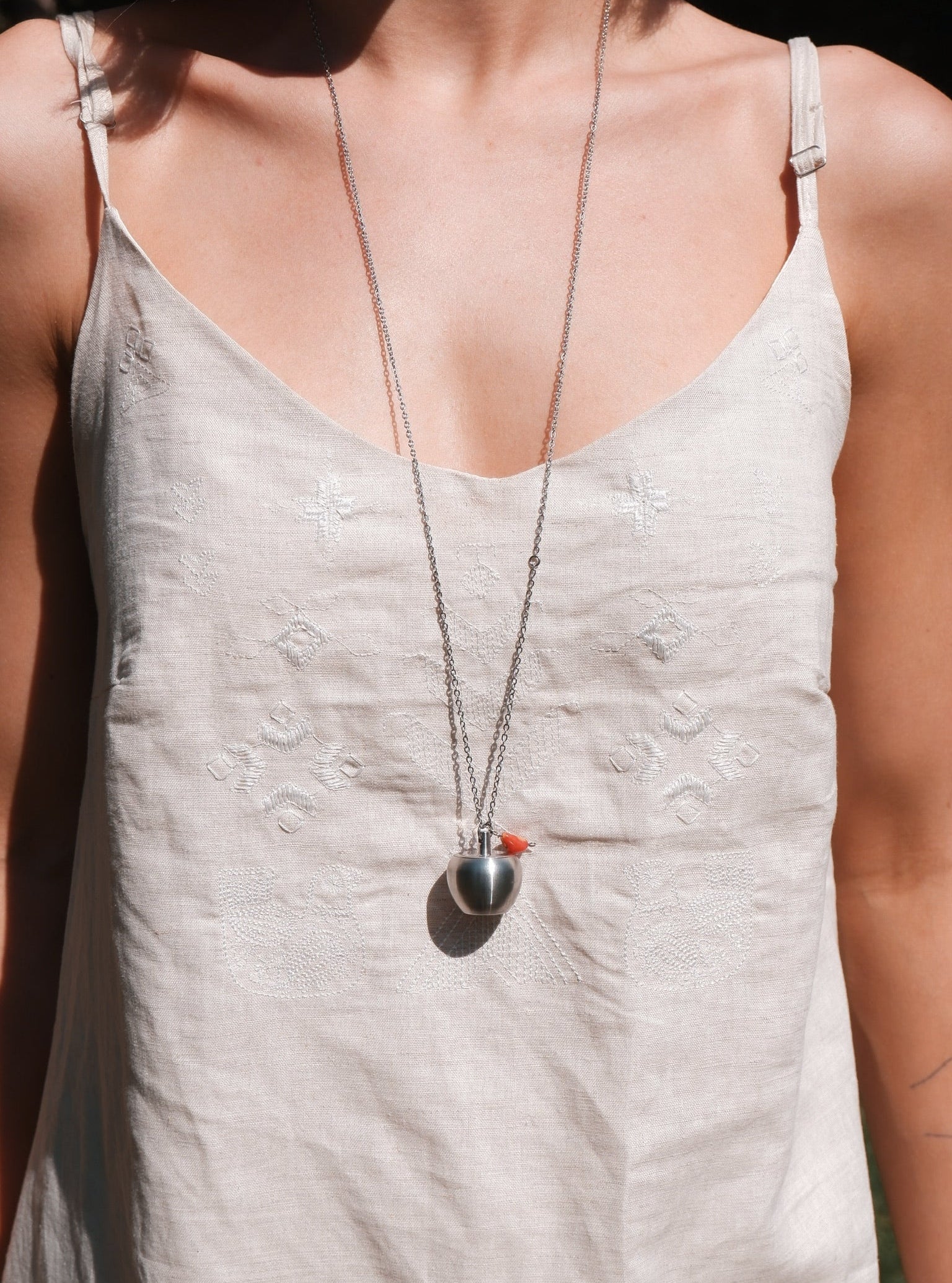 OPEN APPLE - підвіс в сріблі