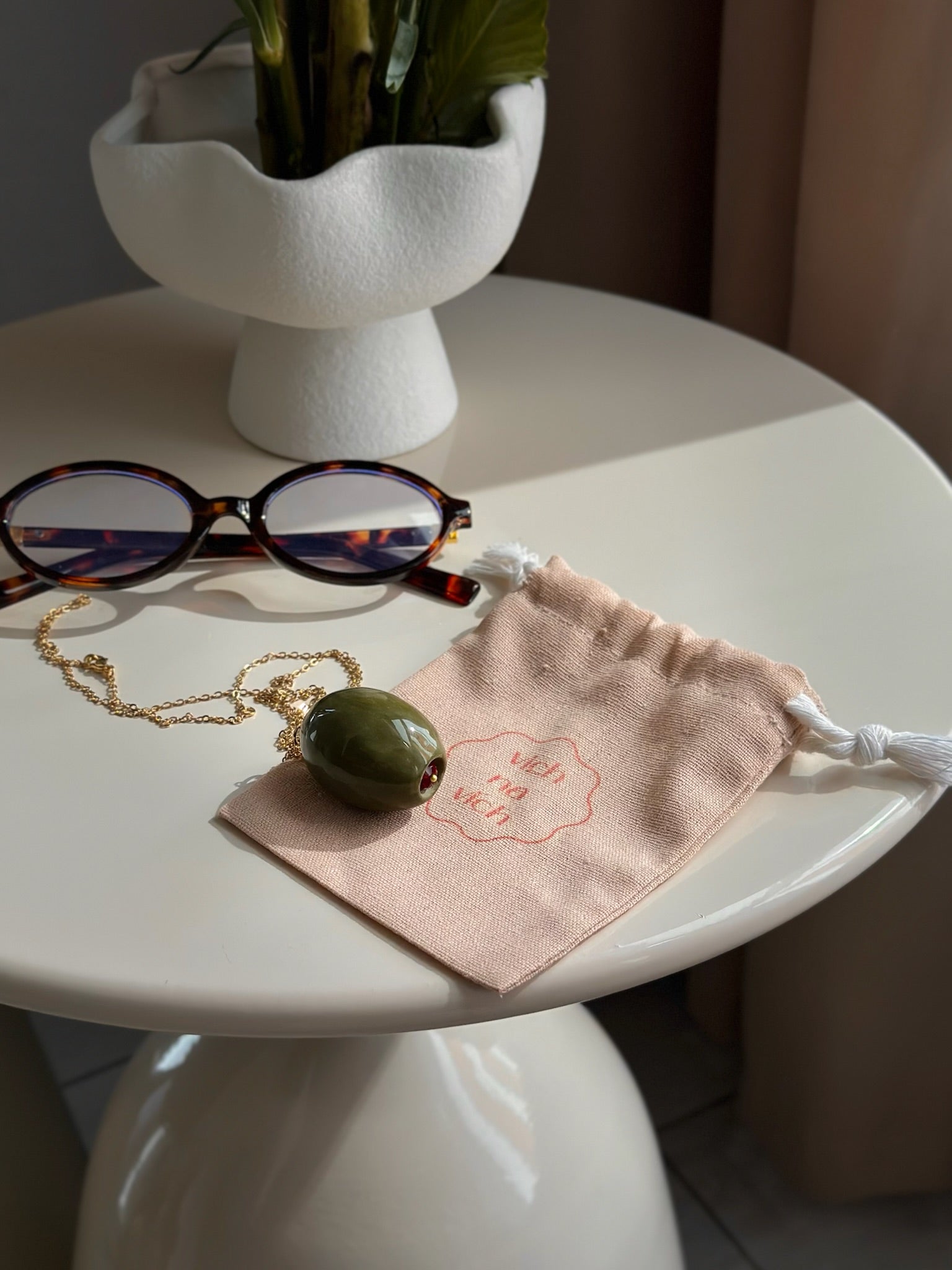 OLIVE - підвіс в золоті