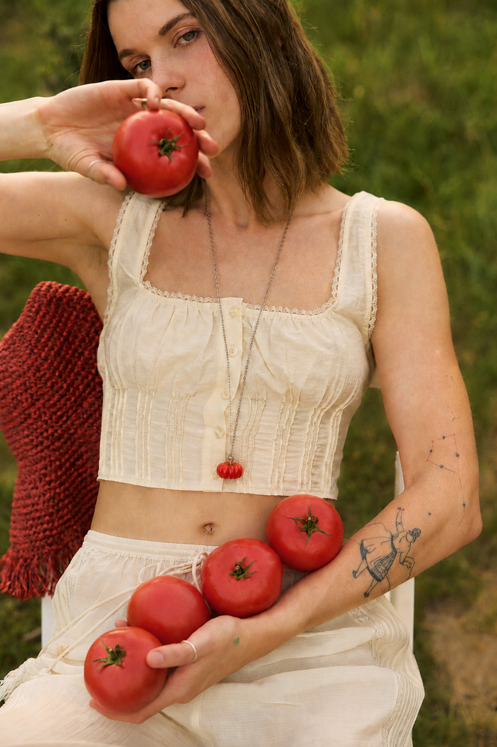 OXHEART TOMATO - червоний підвіс на ланцюжку