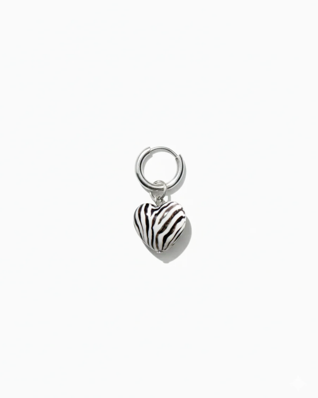 WILD HEART - моно сережка baby zebra в сріблі